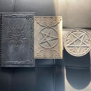 Pentagon trinket boxes and spell book